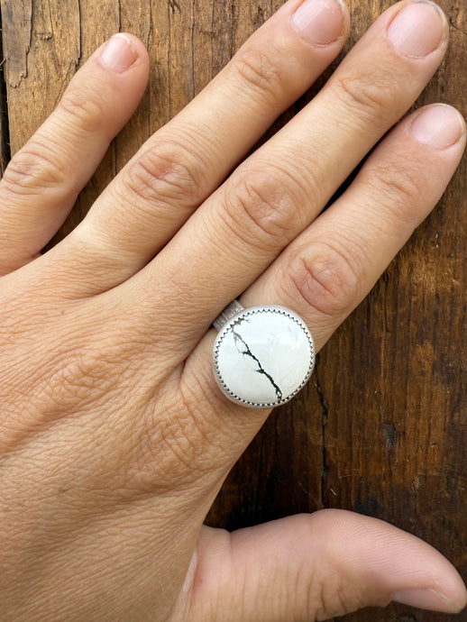 Ivory Creek Ring Size 8 AP37