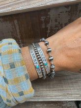 Load image into Gallery viewer, Hereford Cuff